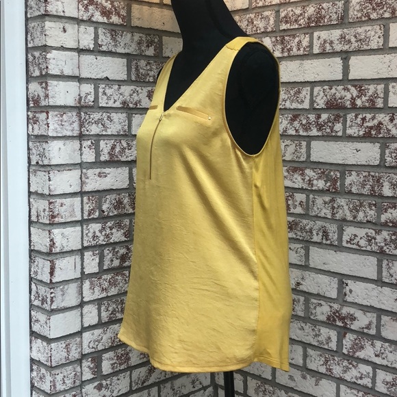 Express Mustard Zipper Blouse - Picture 3 of 7